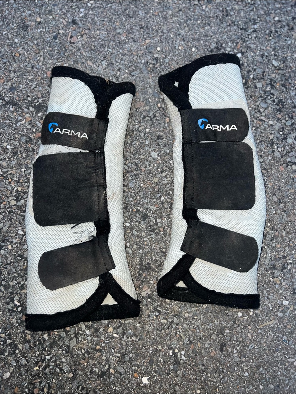 Arma Fly Boots Pair - Horse/Full Sized